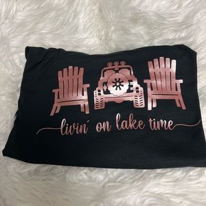 Brand new unisex jeep lake, life T-shirt